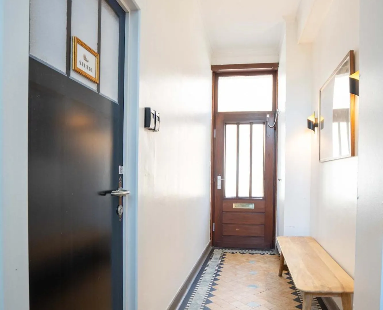 Huswell - Chic Studio With Garden In Central 根特 0*,  比利时